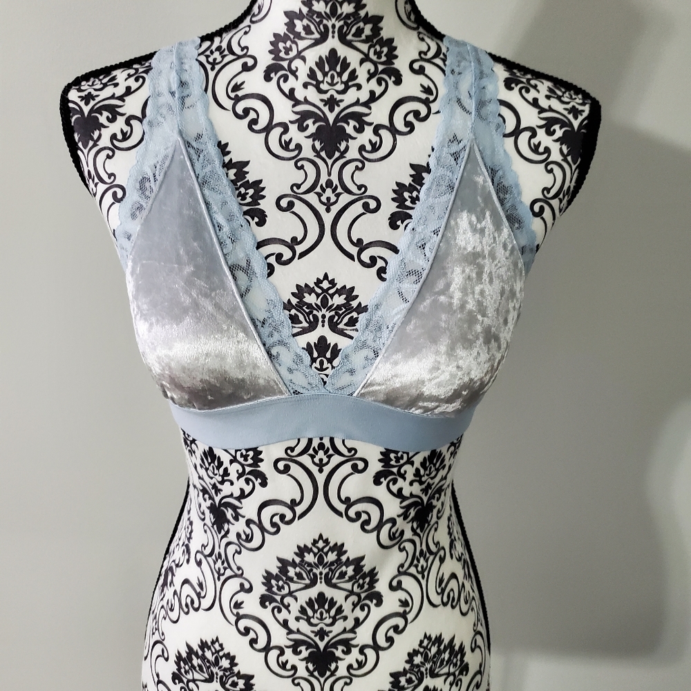 Baby blue Pink bralette